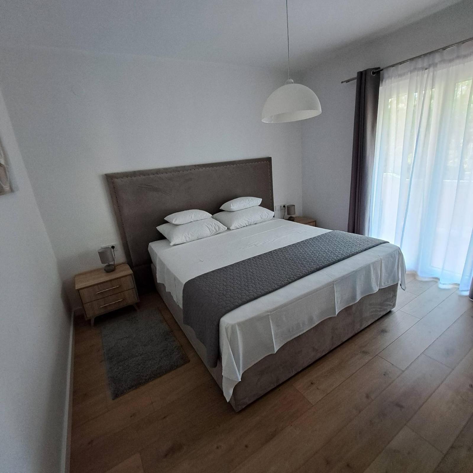 Apartments Marijana Раб Екстериор снимка